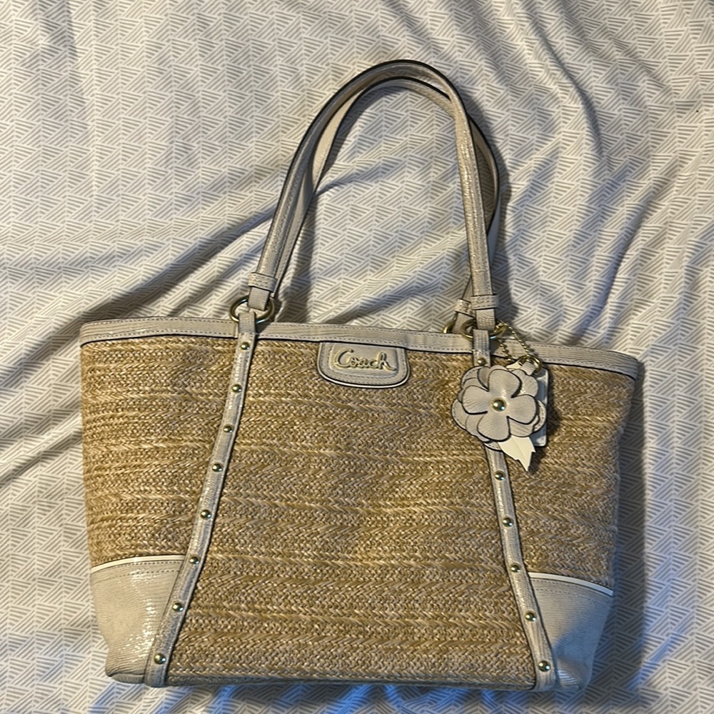 Coach purse - Picture 2 of 11